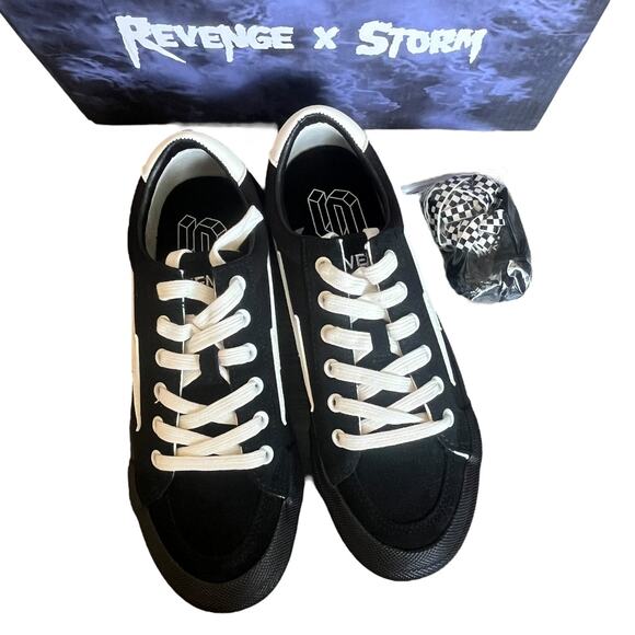 NEW Revenge x Storm Low Top SNEAKERS Black White Mens 7, Womens 8.5 SHOES Boxed! main image 6